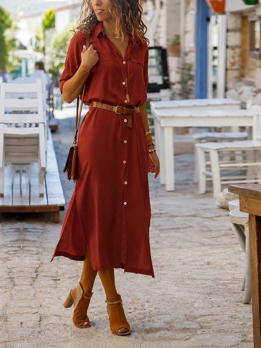 Chique dames overhemd midi jurk met riem; perfect voor een modieuze lente of zomer look.