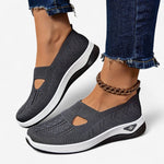 Grijs