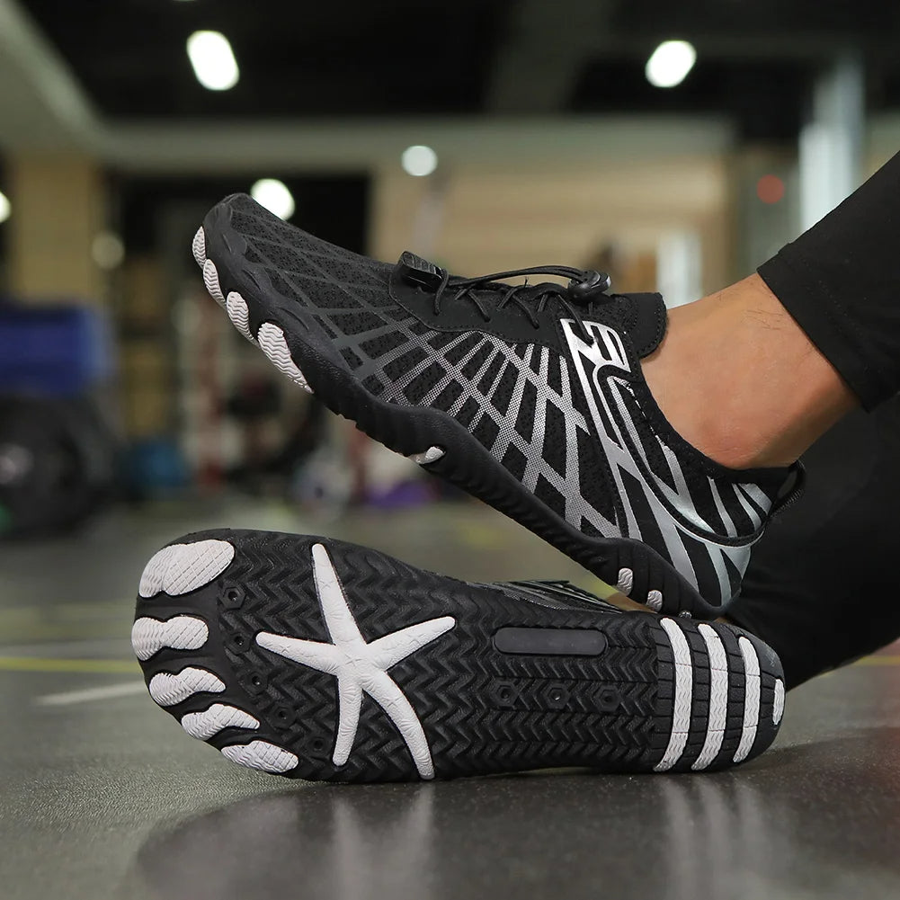 "Dameswaterschoenen ademend sneldrogend met grip, flexibel lichtgewicht ontwerp en anti-slipzool voor wateravonturen."