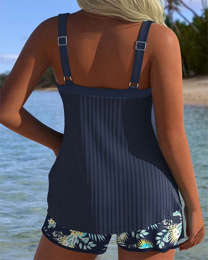 Comfortabele dames tankini set Luna, perfect voor zelfverzekerde zwemdagen, ook verkrijgbaar in zwart.