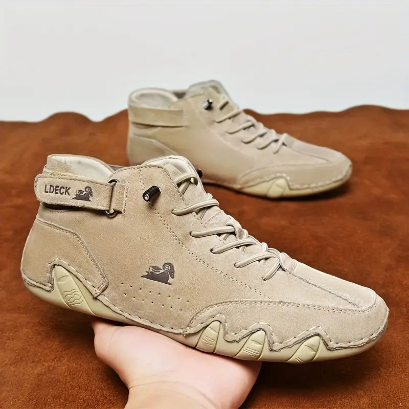 Hoymans heren streetwear schoenen, waterdicht en comfortabel, met een moderne esthetiek.