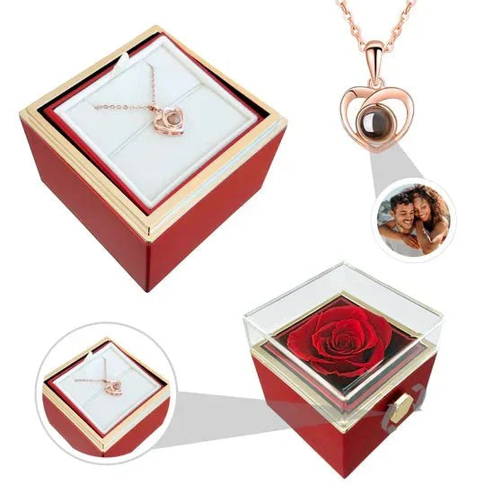 Eeuwige rozen doos met zilveren hartprojectieketting, betoverend en elegant sieraad voor betekenisvolle herinneringen.