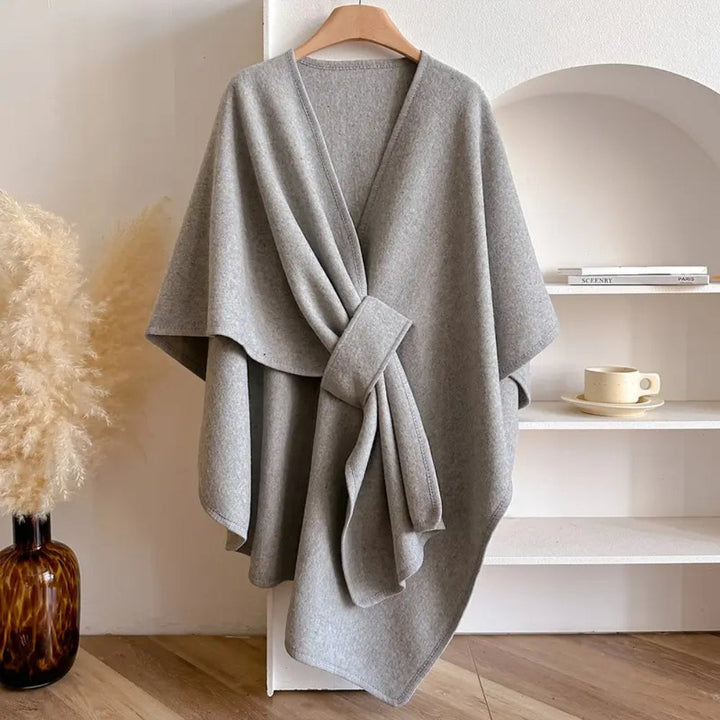 Veelzijdige Celeste omslagdoek voor dames, comfortabel en winddicht; een elegant herfst/winter item.