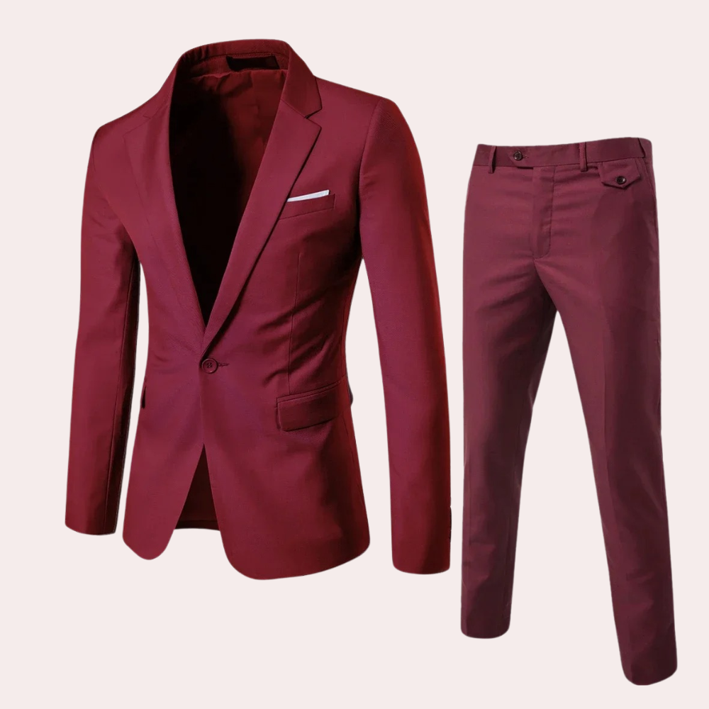"Elegant rood heren zomerpak met blazer en pantalon, perfect voor formele en semi-formele gelegenheden."