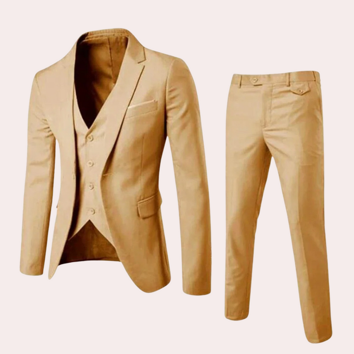 "Elegant rood heren zomerpak met blazer en pantalon, perfect voor formele en semi-formele gelegenheden."