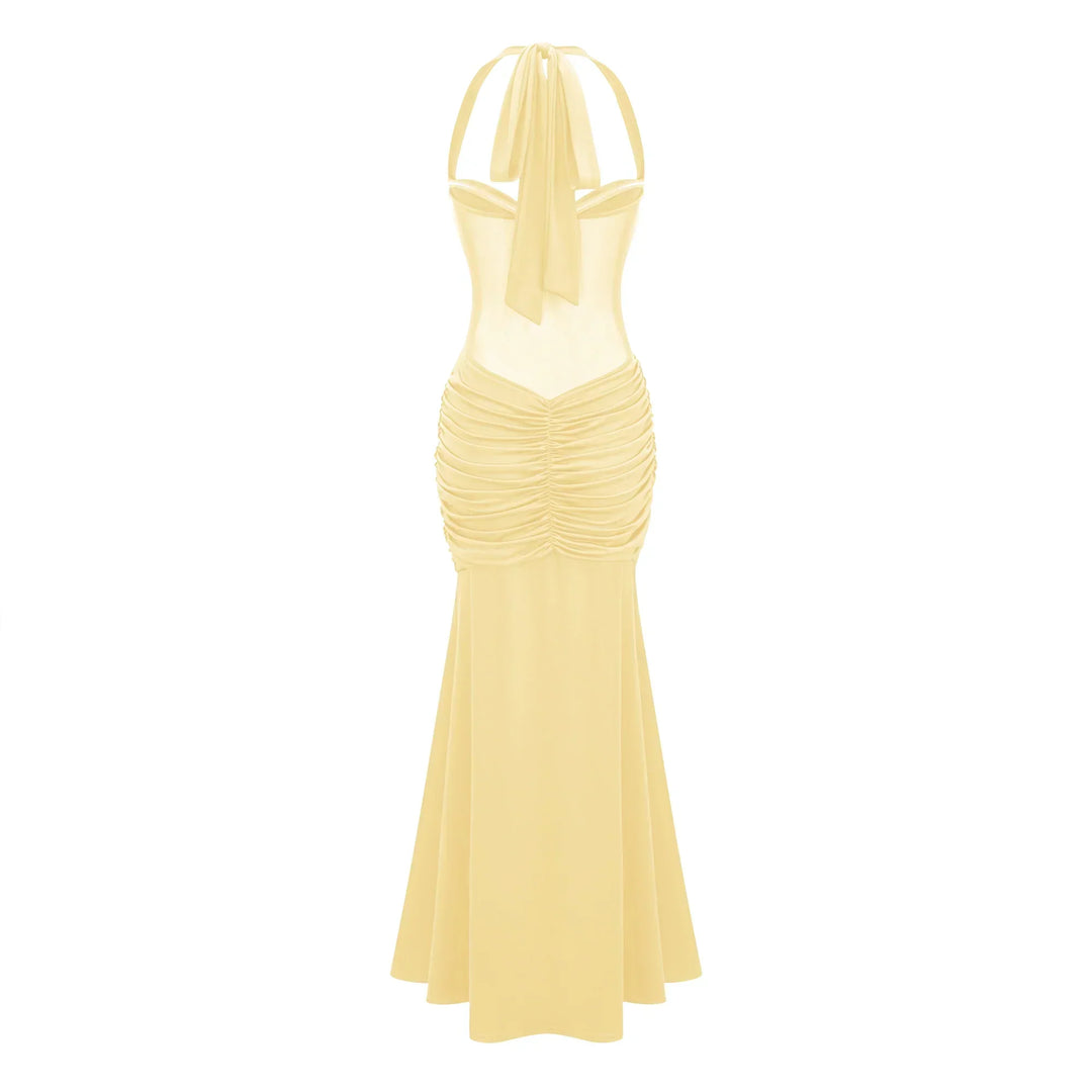 Stijlvolle damesjurk: gedrapeerde maxi-jurk met halternek, elegant voor speciale gelegenheden.