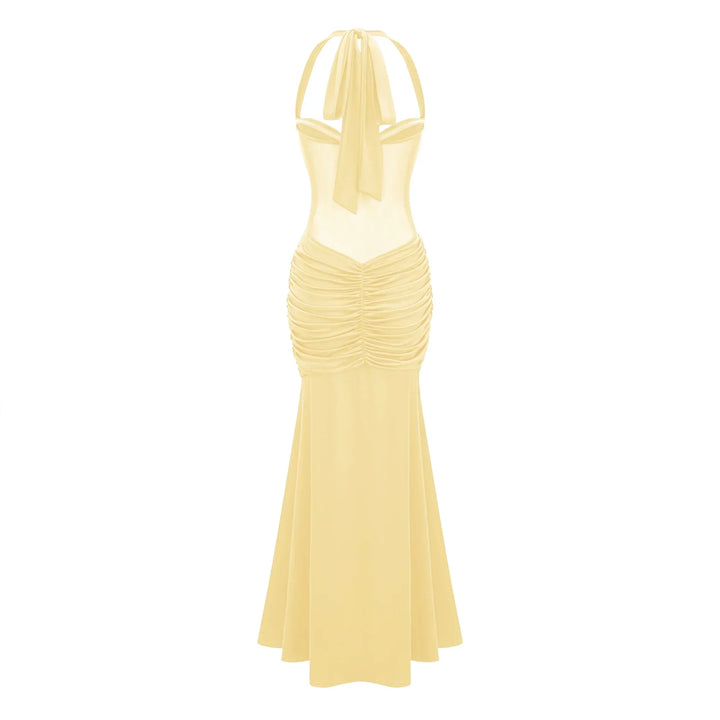 Stijlvolle damesjurk: gedrapeerde maxi-jurk met halternek, elegant voor speciale gelegenheden.