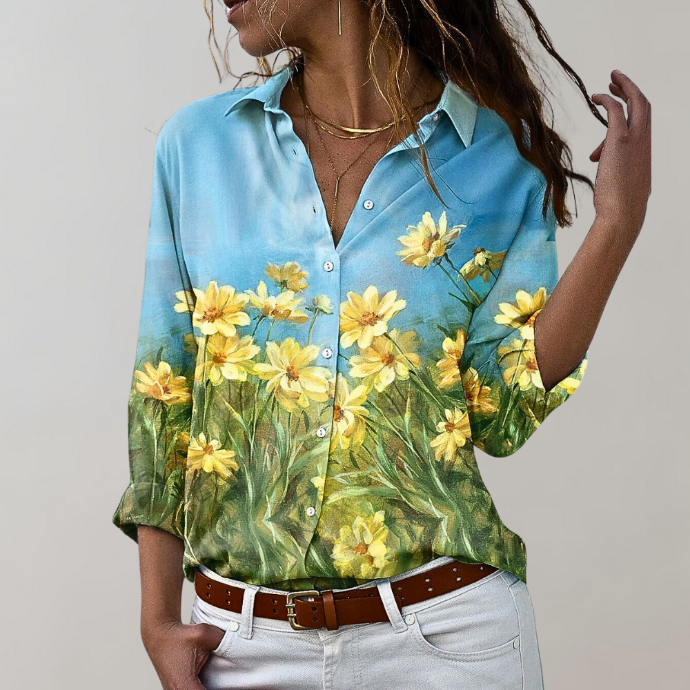 "Elegante damesblouse in gouddkleur, subtiele slim fit, katoenen mix, ideaal voor zowel chique als casual gelegenheden."