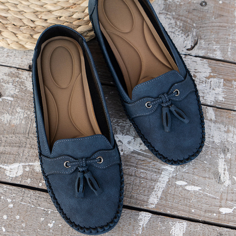 "Elegante damesmocassins met tassels in klassiek ontwerp, comfortabel voetbed voor dagelijks gebruik."