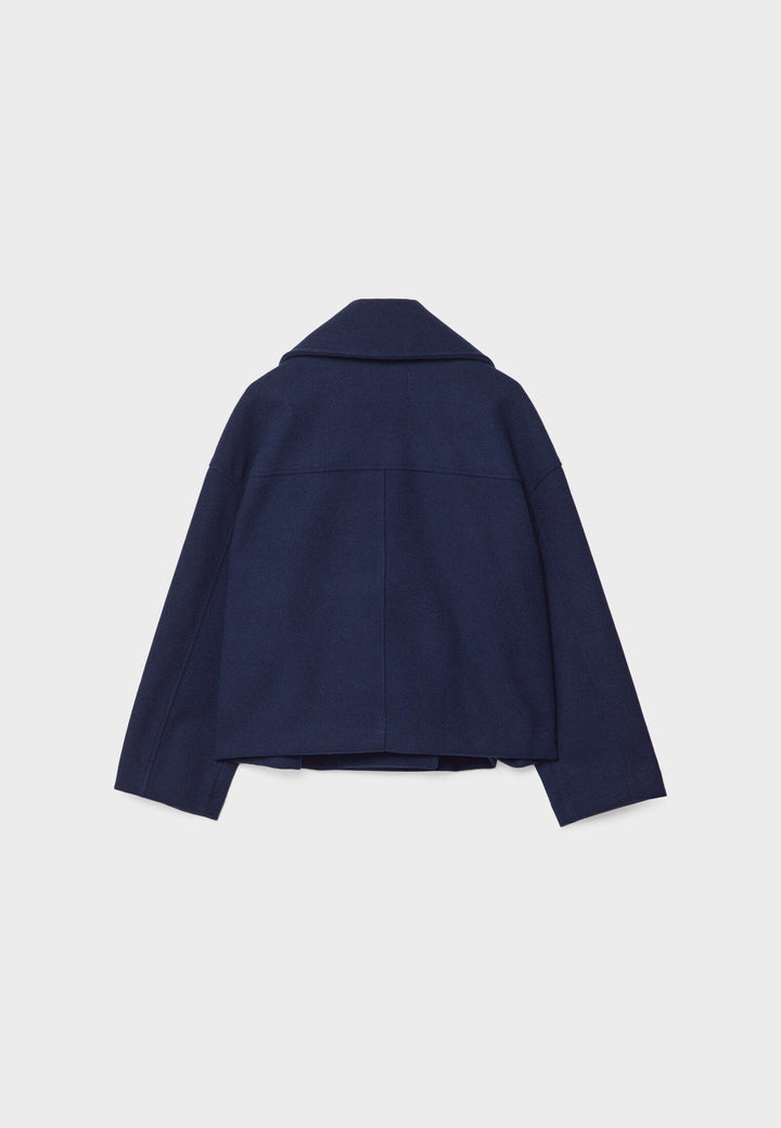 "Elegante korte double-breasted jas van luxe wolmix stof, cropped lengte, knoopsluiting, stijlvol en tijdloos design."