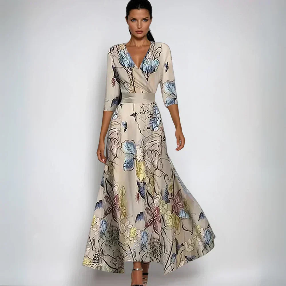 Elegante Noa luxe jurk met bloemenprint en verstelbare tailleband, zijaanzicht, ideaal voor formele en casual gebruik.