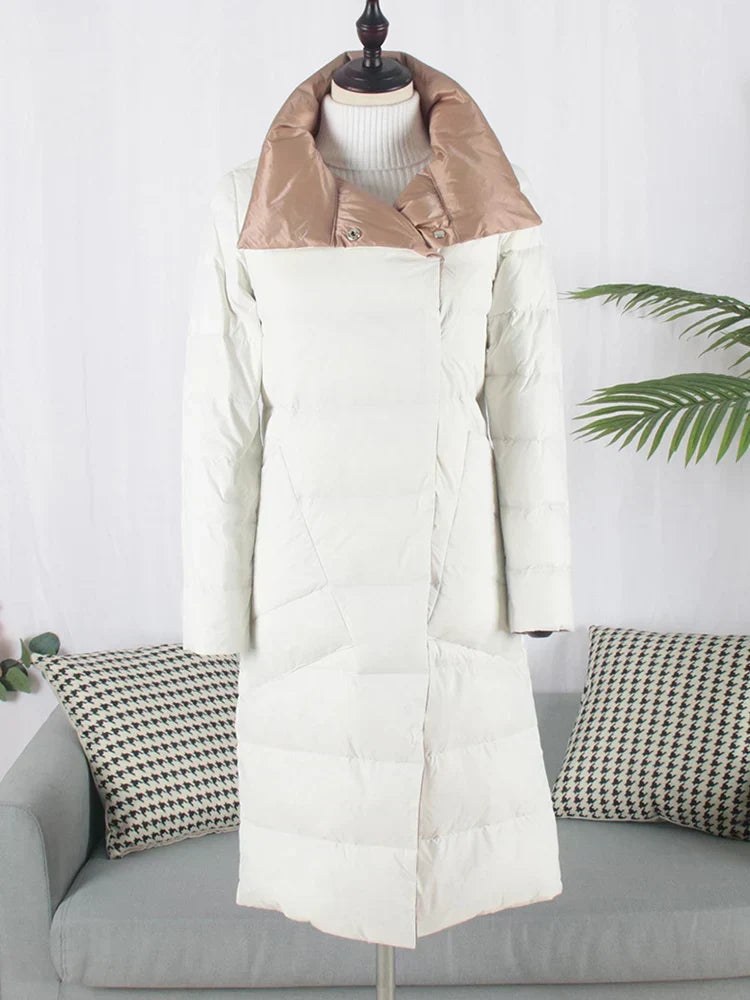 "Elegante Nordiva winterjas met geruit patroon, wolmix, vooraanzicht. Perfecte warmte en stijl voor koud weer."