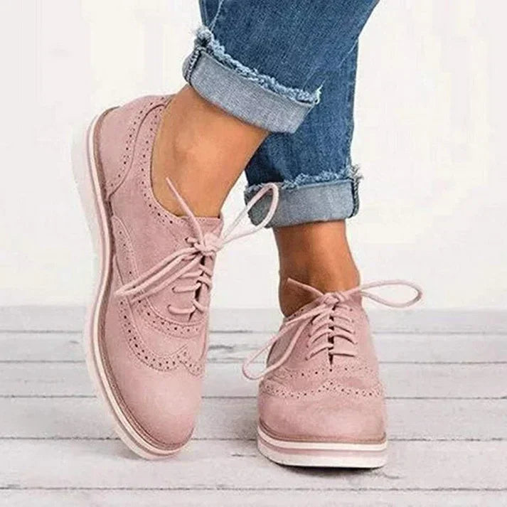 Elegante PU vegan leren veterschoenen voor dames met stijlvol vetersysteem, uitgesneden details en antislipzool in klassieke 