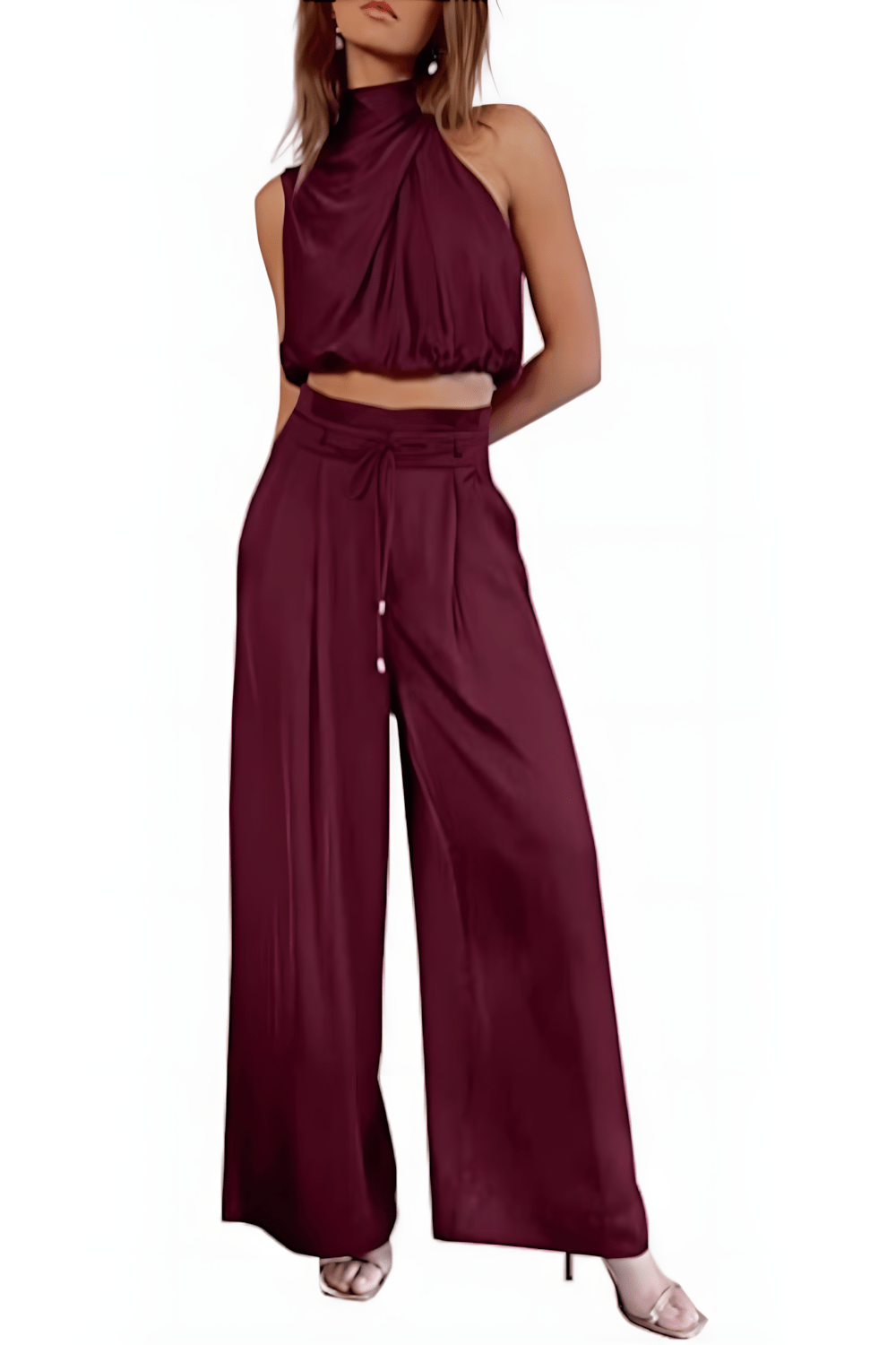Comfortabele tweedelige dames set met mouwloze top en wijdvallende broek, relaxte pasvorm.