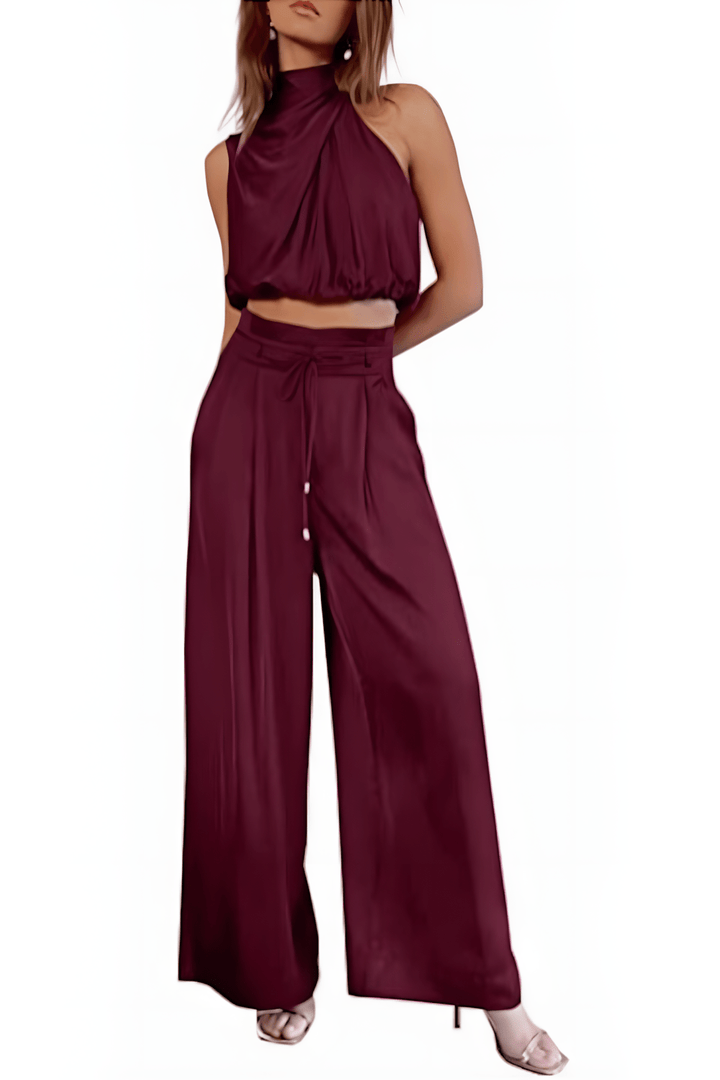 Comfortabele tweedelige dames set met mouwloze top en wijdvallende broek, relaxte pasvorm.