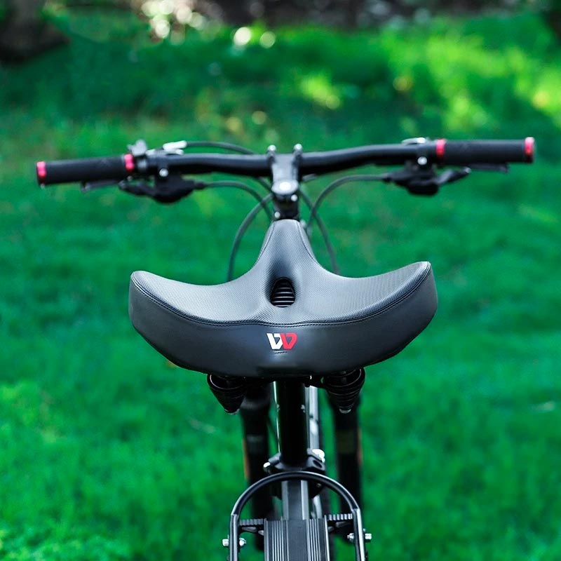 Ergonomisch en ademend fietszadel, extra breed, biedt ultiem comfort en stijlvolle ondersteuning tijdens fietsen.