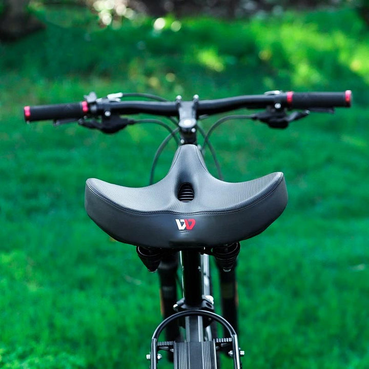 Ergonomisch en ademend fietszadel, extra breed, biedt ultiem comfort en stijlvolle ondersteuning tijdens fietsen.