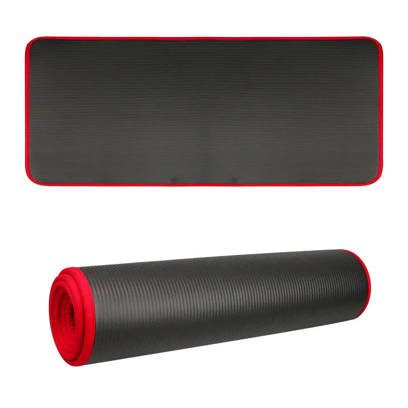 "Extra dikke 10 mm antislip yogamat in blauw, roze of zwart, biedt comfort en stabiliteit voor yoga en pilates oefeningen."