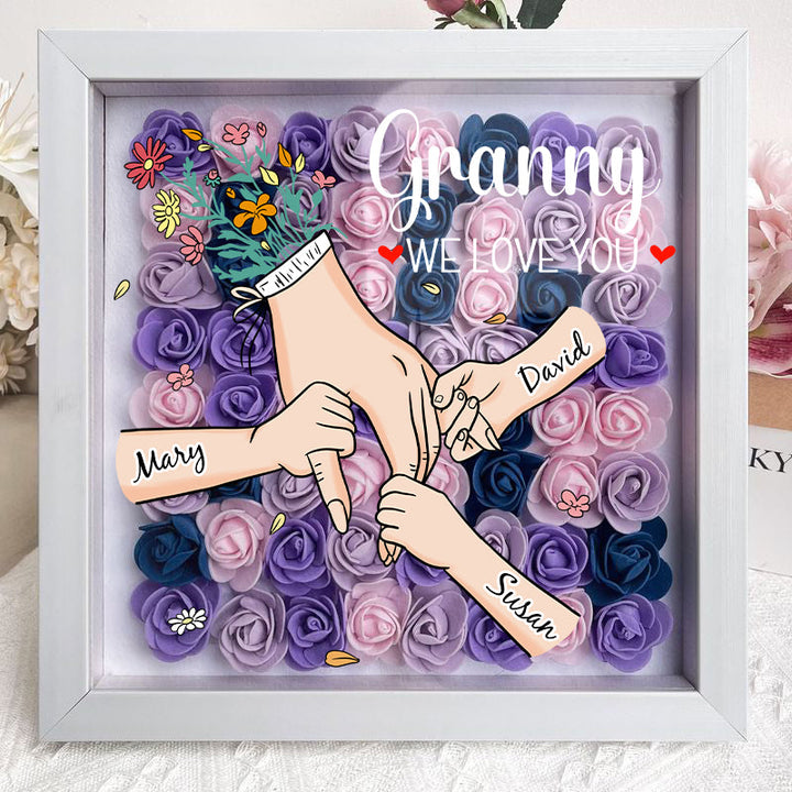 Vierkante bloemen schaduwdoos met namen, een uniek en gepersonaliseerd aandenken voor Moederdag.