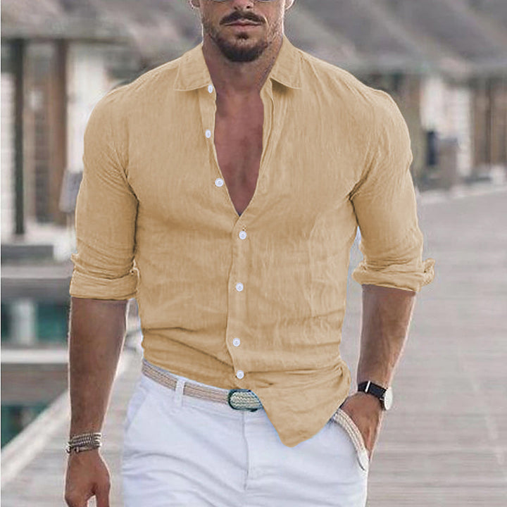Beige linnen heren overhemd, veelzijdig en stijlvol, met een moderne turn-down kraag voor de zomer.