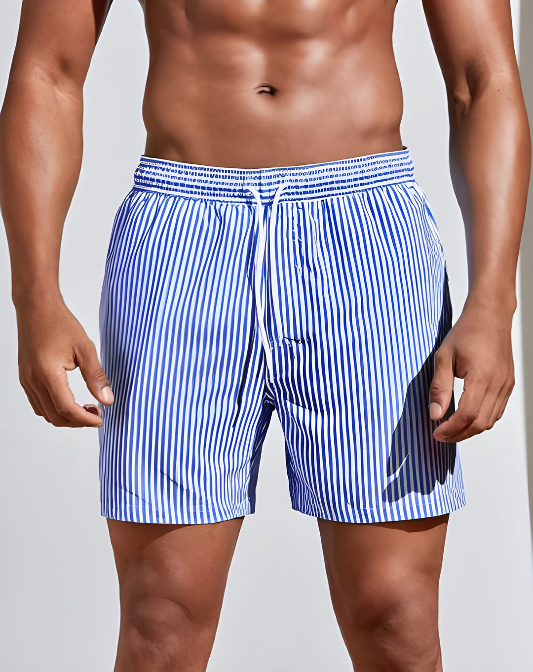 Gestreept heren zwemshort voor zomerse dagen, ideaal voor strand of zwembad. Comfortabel en stijlvol.