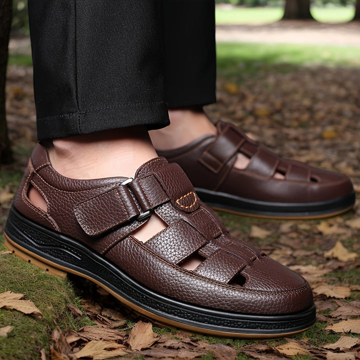 Duurzame outdoor heren sandalen met antislip zool; geschikt voor wandelen & avontuur.