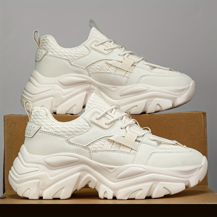 Beige heren sneakers met trendy uitstraling en vetersluiting