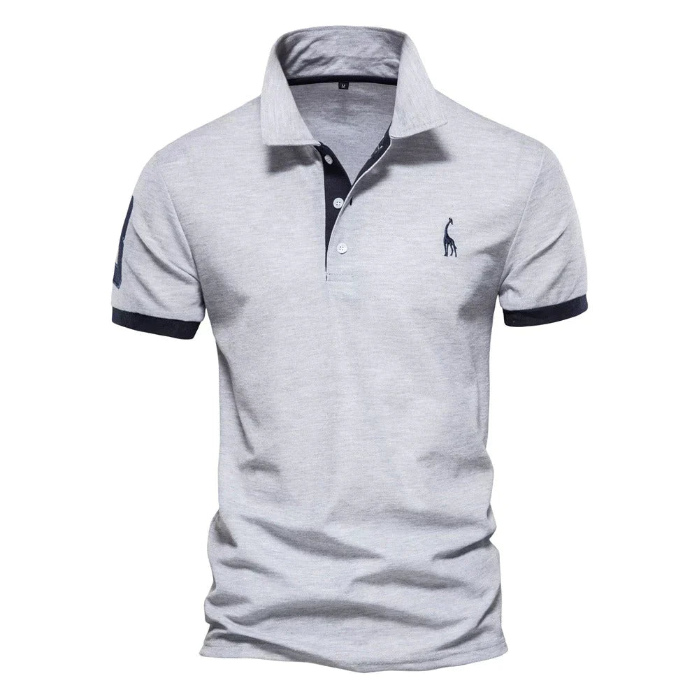 Stijlvol heren polo t-shirt met korte mouwen in detail