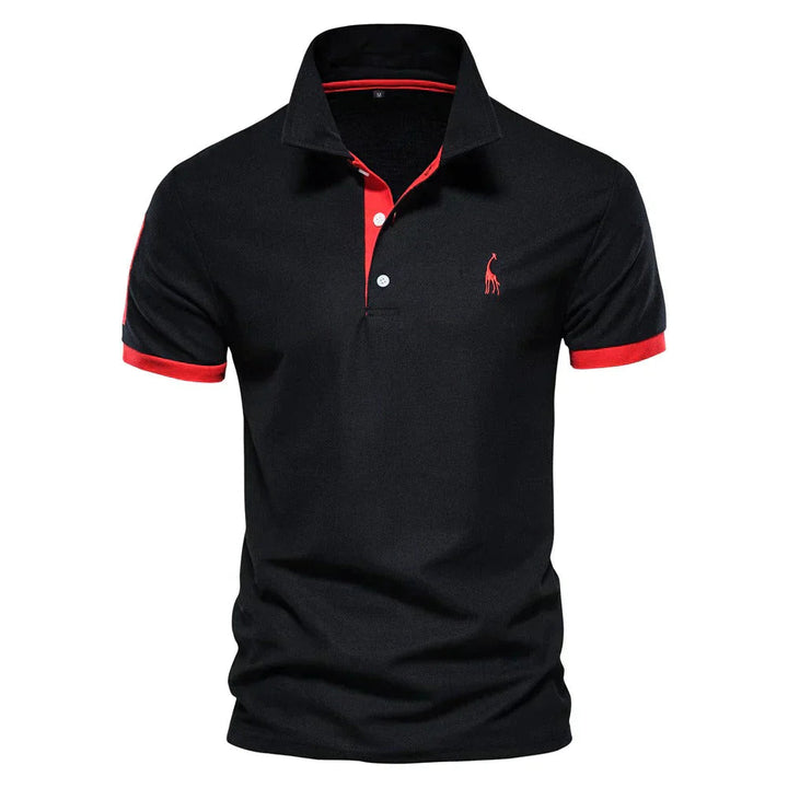 Modieuze herenmode polo t-shirt getoond op witte achtergrond