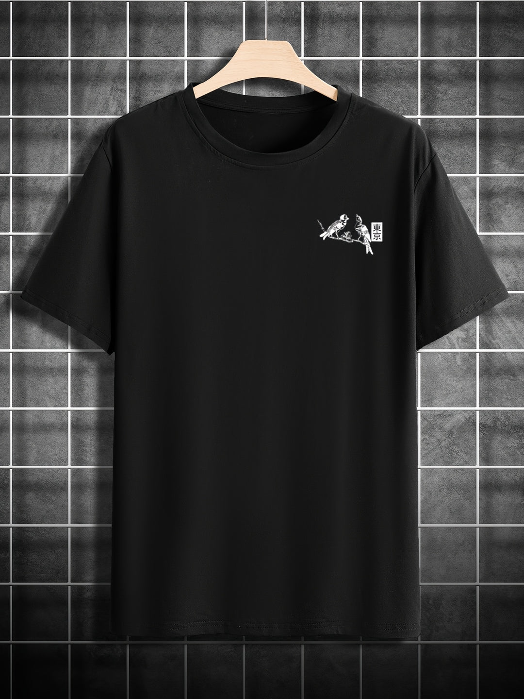 Strandklaar heren T-shirt met frisse bloemen- en vogelprint, korte mouwen, ideaal voor de zomer.