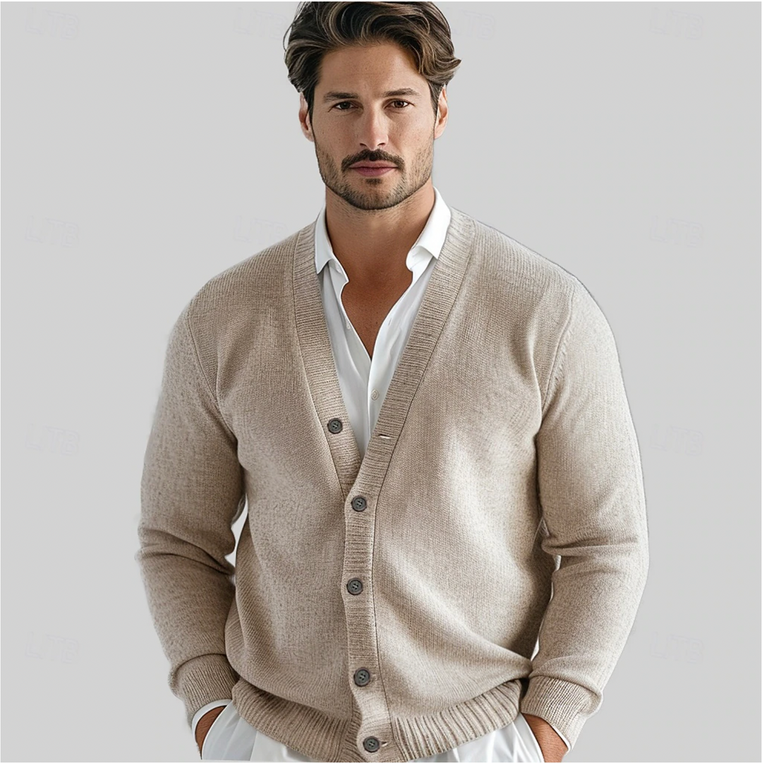 Klassiek heren vest met knoopsluiting en V-hals. Comfortabele pasvorm, perfect voor herfst en winter.