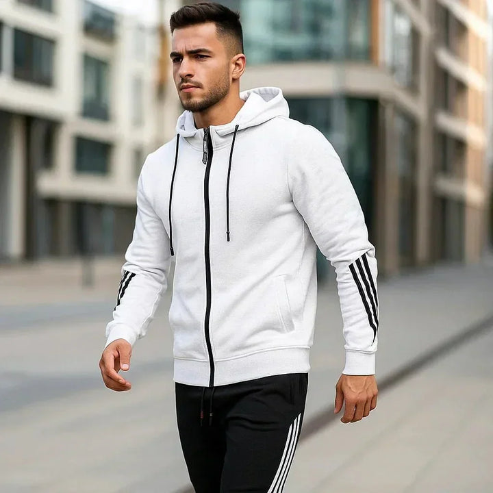 Casual sportieve herenset Kael voor mannen, met modern gebreid design; perfect voor thuis of onderweg.