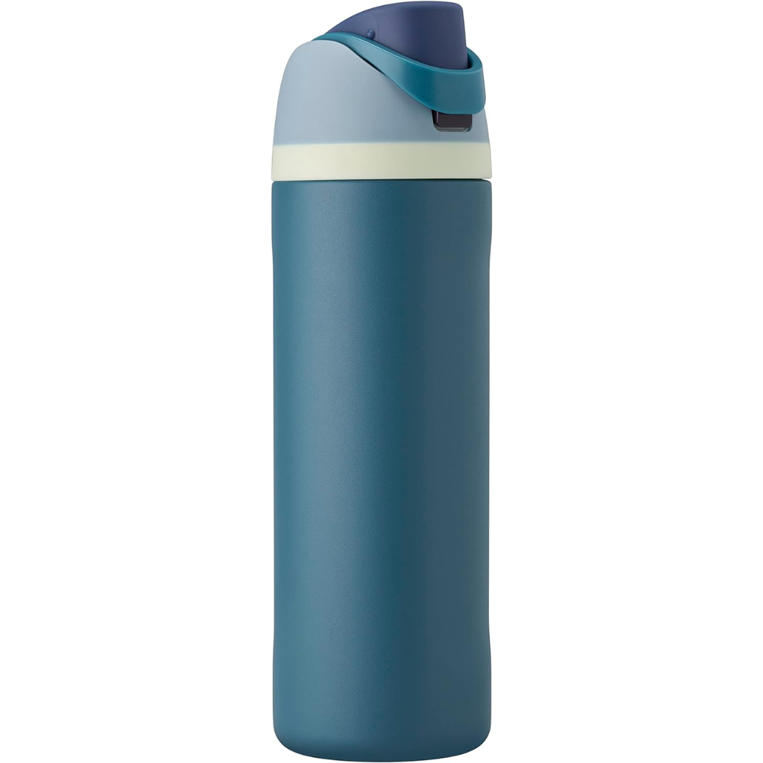 "Geïsoleerde RVS fles met rietje, lekvrij, beschikbaar in diverse kleuren, houdt dranken koud of warm. Perfecte hydratatie."