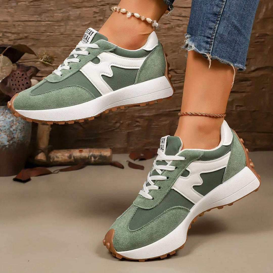 Dames casual gestreepte platform sneakers, perfect voor stadswandelingen.