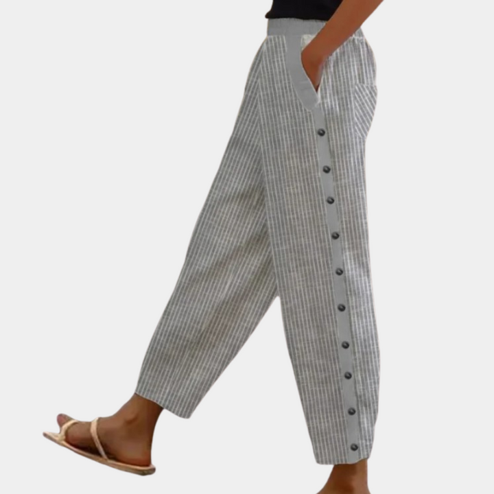 "Gestreepte damesbroek Tania voor zomer met chique streepdesign, elegante stijl en comfortabele fit, perfect voor werk of cas