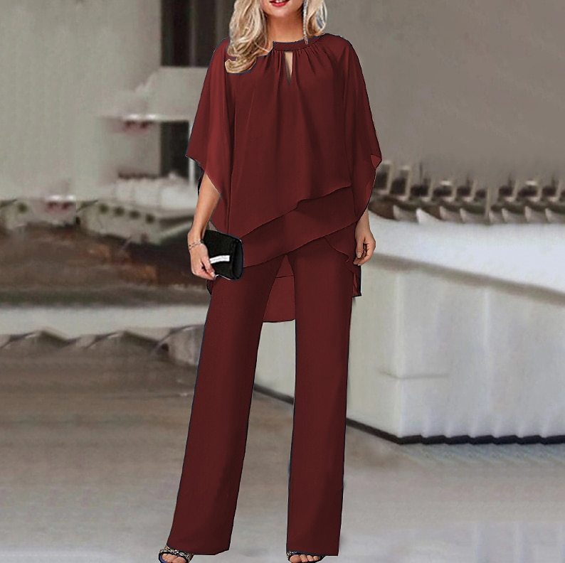 Stijlvolle glanzende dames avondset met perfecte pasvorm, feestkleding die elegantie uitstraalt voor speciale gelegenheden.
