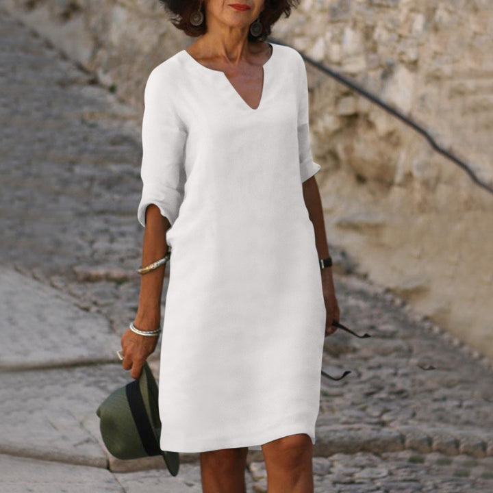Luchtige groene dames zomerjurk. Voelt heerlijk aan op warme dagen, casual chic.