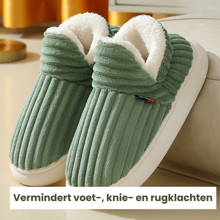 "Groene wintersloffen met fluffy witte fleece voering en zachte zool, comfortabele pantoffels voor warmte en stijl in de wint