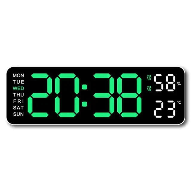 "Grote digitale wekker met multifunctioneel display, toont tijd, temperatuur en vochtigheid. USB-voeding, slank ontwerp."