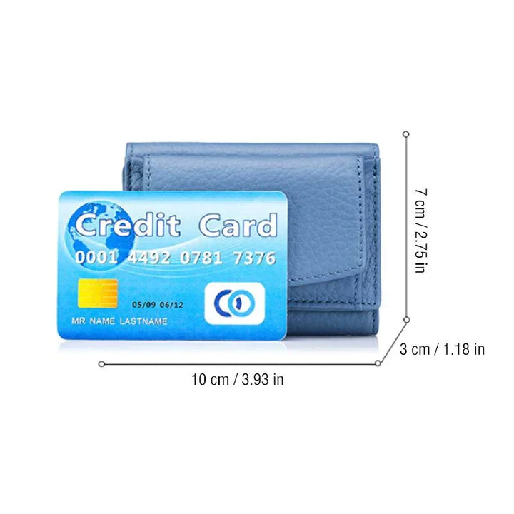 "Handgemaakte RFID-portemonnee van zacht leer met meerdere vakken, ideale bescherming voor creditcards en ID-kaarten."