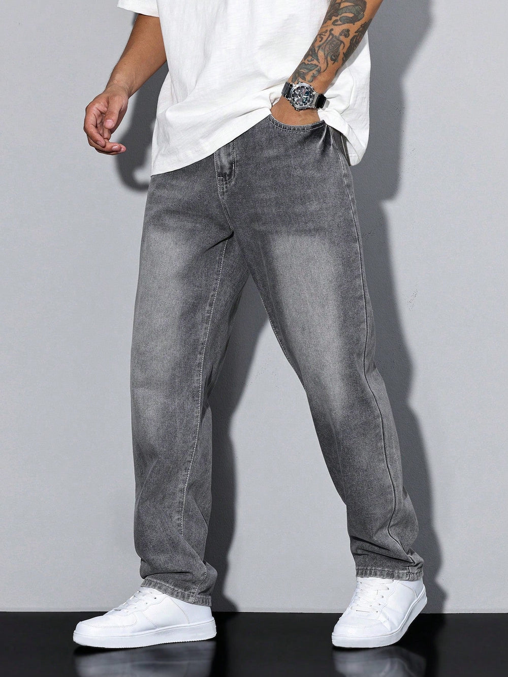 Blauwe denim heren baggy jeans, perfect voor een casual look en optimale bewegingsvrijheid.