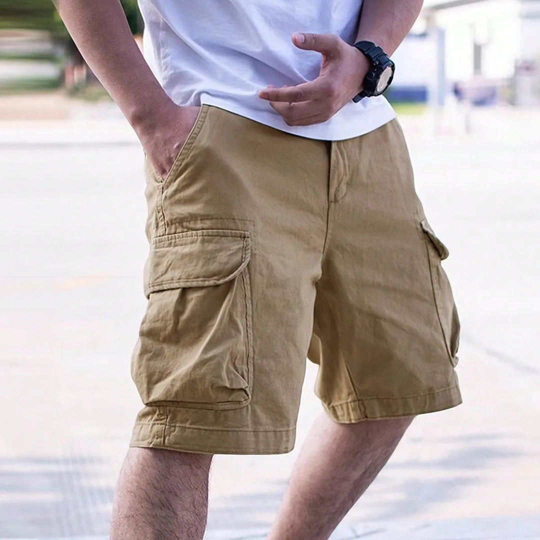 Stijlvolle heren cargo shorts, regular fit, met praktische zakken voor vrije tijd en utility look.