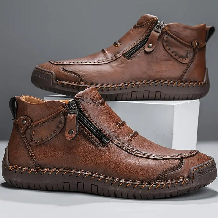 Stijlvolle instapschoenen voor heren, met orthopedisch design voor ultiem draagcomfort. Geschikt voor casual herenmode.