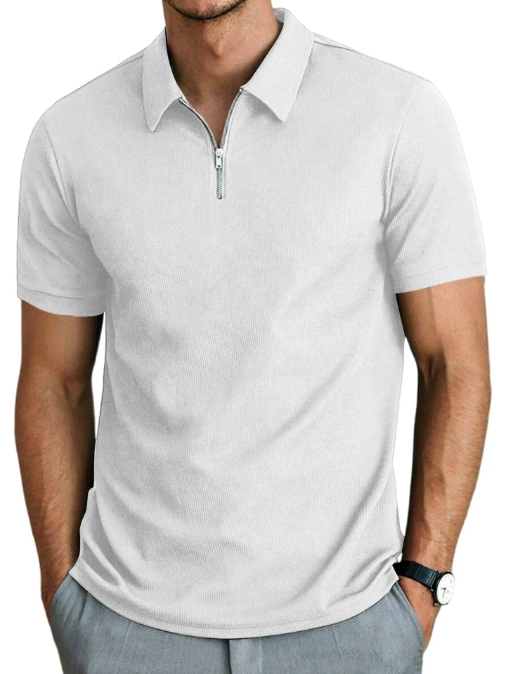 Comfortabele heren polo met korte mouwen en rits. Een basic, stijlvol item voor casual mannen mode en zomer kleding.