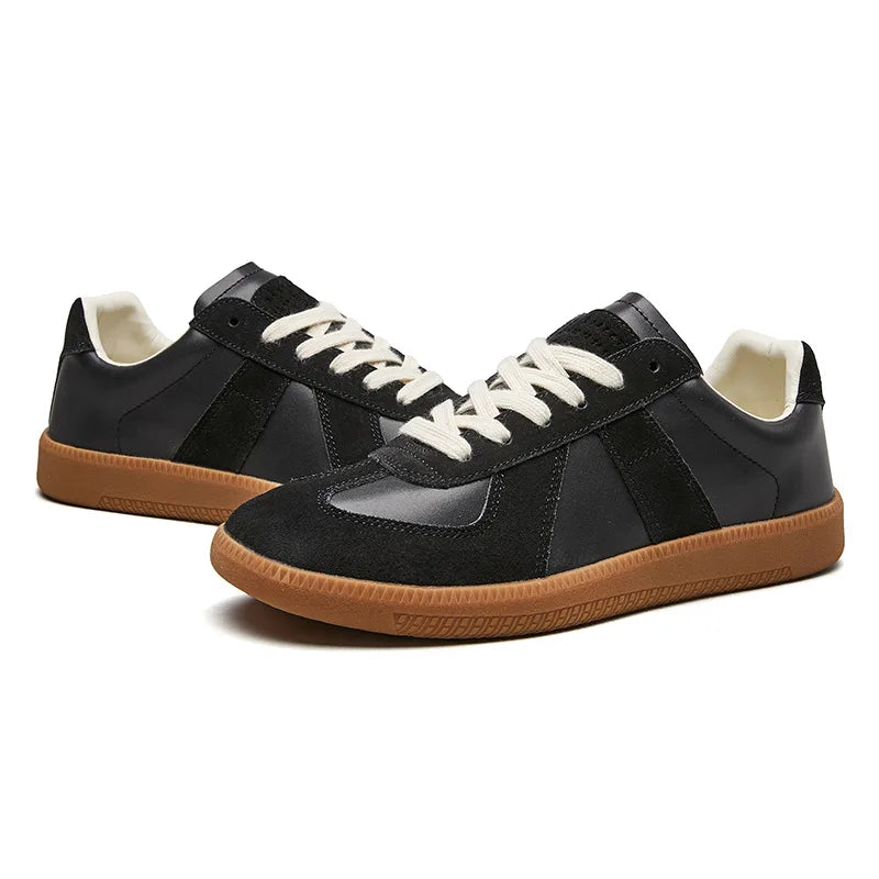 Comfortabele heren retro sneakers met dikke plateauzool; ideaal als stijlvolle vrijetijdsschoenen.