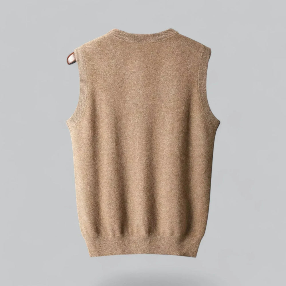Comfortabele heren V-hals spencer in donkerblauw, zacht breisel, ideaal voor herfst & winter.