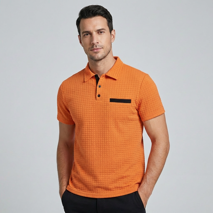 Hoogwaardig slim-fit poloshirt voor heren, comfortabele en stijlvolle kleding, perfect voor smart casual gelegenheden.