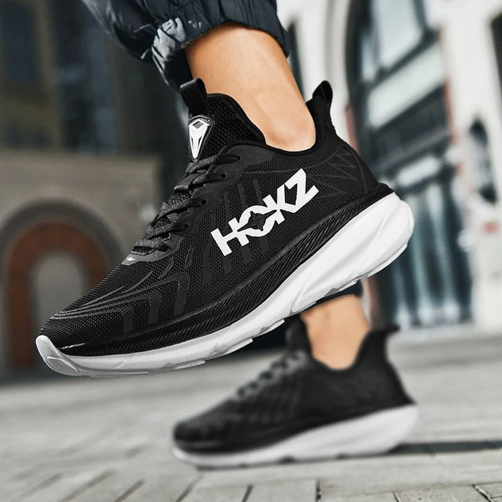 Unisex sneakers geschikt voor diverse sportactiviteiten en casual outfits