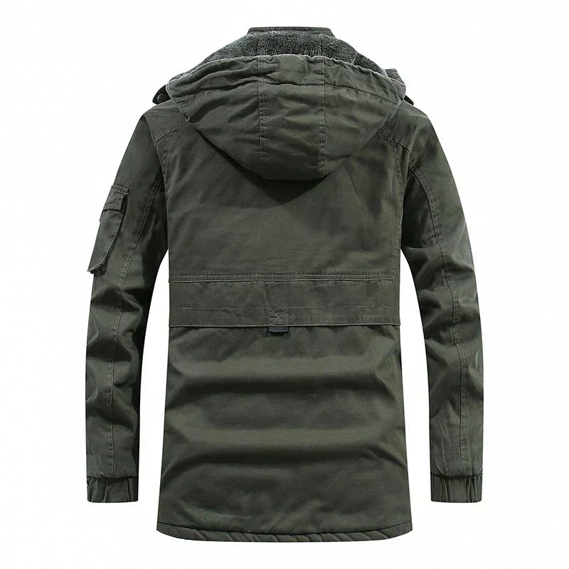 Hunter winterjas voor heren met fleece voering, robuuste buitenlaag en afneembare capuchon; stijlvol en warm in de kou.