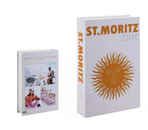 Set van neppe decoratieboeken met luxe design voor interieur